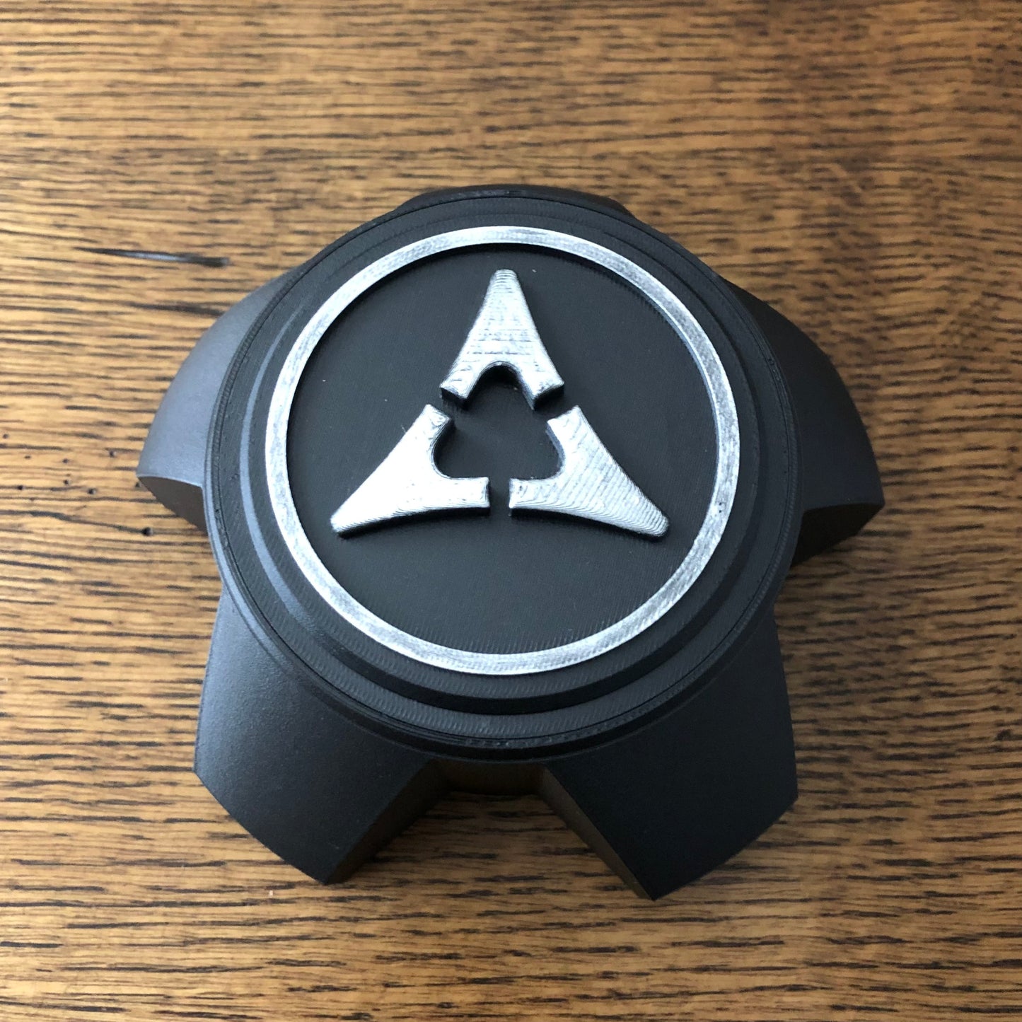 2wd centercaps silver leaf